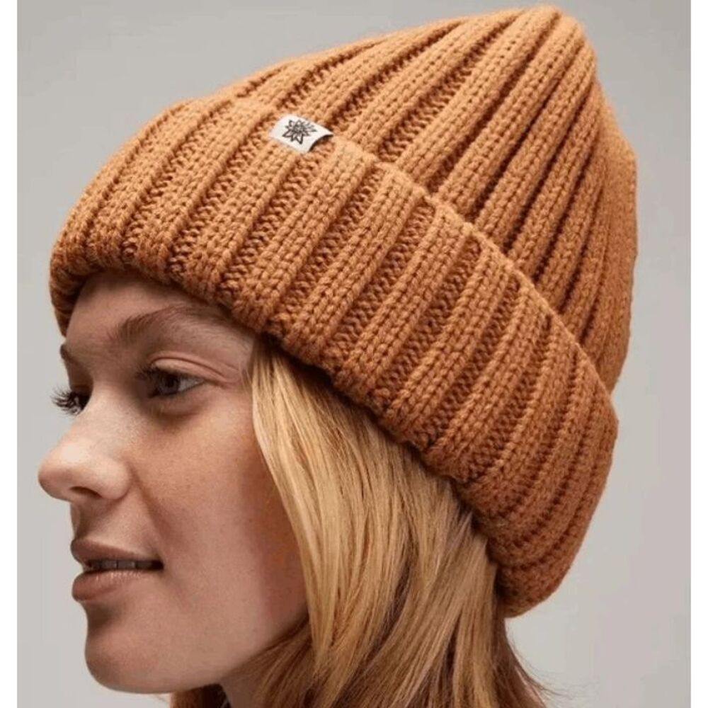 Alpine Design Tan Chunky Knit Beanie Hat Brown